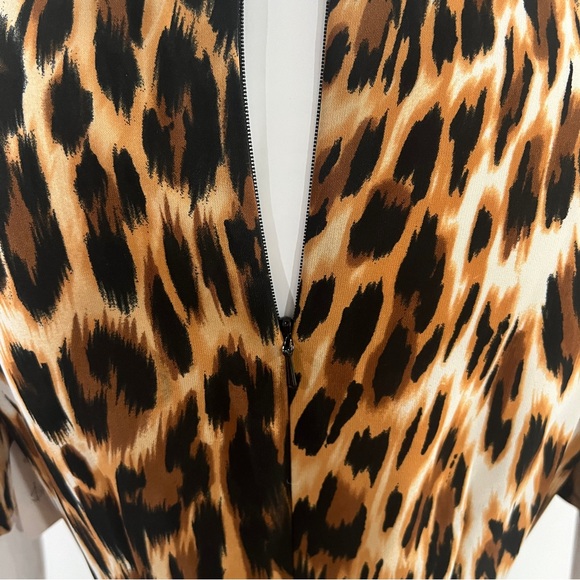 Leopard Print 40s Style Dress - Heyday Vintage UK - Picture 8 of 9